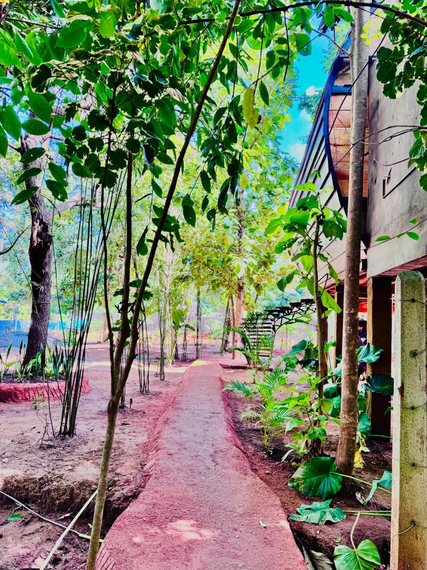 Woodland Sanctuary Hotel Habarana Exterior photo